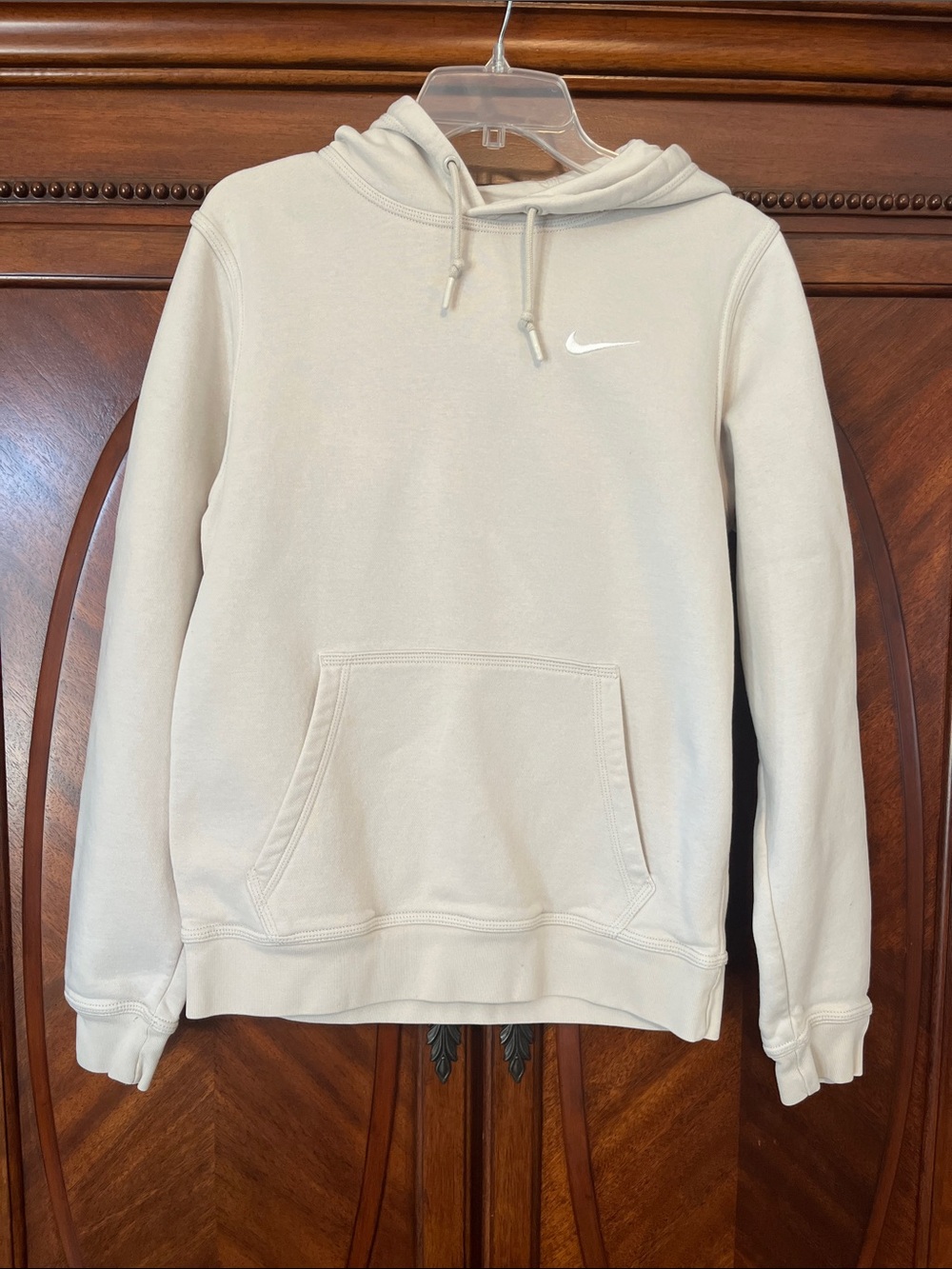 Nike Men’s Cream Hoodie with Swoosh
